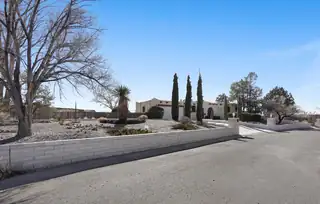 750 Comanche Road SE 