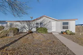 804 Calle De Los Tulipanes 