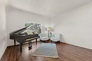 4312 Woodrose Road NW 