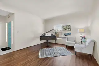 4312 Woodrose Road NW 