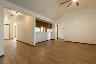 7401 Scotts Place NE 