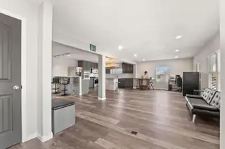 5373 RAGLIN Avenue SW Living Room