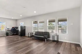 5373 RAGLIN Avenue SW Living Room