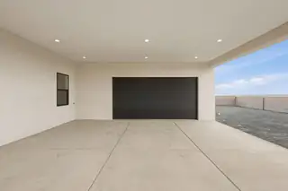 625 1st Street NE Garage