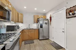 1003 Wade Street NE Kitchen