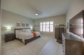 4014 Plaza Colina Lane NE Bedroom