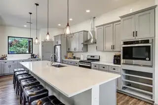 6616 Meadow Lake Place NW Kitchen