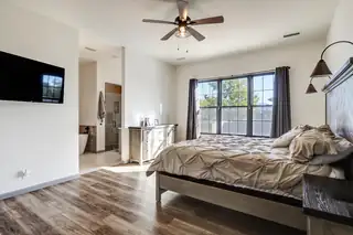 6616 Meadow Lake Place NW Bedroom