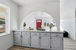 8101 San Joaquin Avenue SE Kitchen