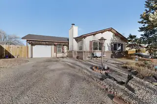 1671 Domain Loop SE, Rio Rancho