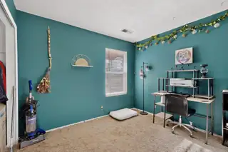 1671 Domain Loop SE Home Office