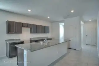 1585 Estrella Noche Loop NE Kitchen