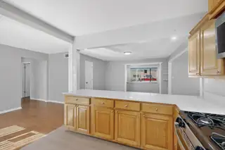 900 Arizona Street SE Kitchen