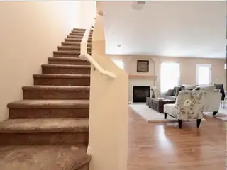 4309 Altura Vista Lane NE Living Room