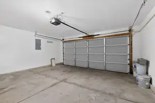 10623 Albero Rosso Drive NW Garage