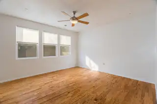 601 Menaul Boulevard NE UNIT 3603 Living Room