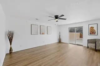 5020 Sala De Tomas Drive NW Living Room