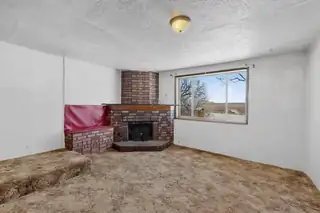 440 County Rd 426 Living Room