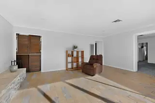 1324 Dona Avenue Living Room