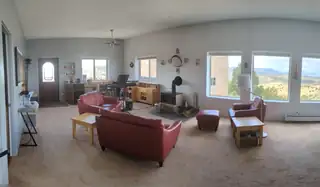 8 Overlook Way Living Room