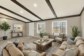 16 Hy Pear Loop Living Room