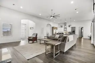 191 Ivan Court NE Living Room