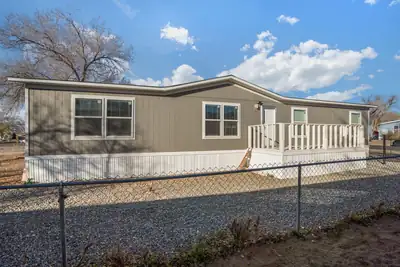 8401 Pan American NE 320, Albuquerque, NM 87113 Exterior Front