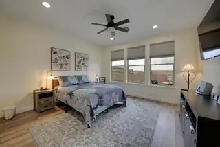 2768 Kings Canyon Loop NE Bedroom