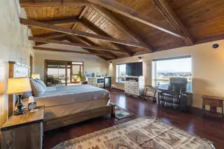 102 Rabbit Road Bedroom