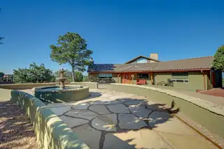 102 Rabbit Road Exterior Front