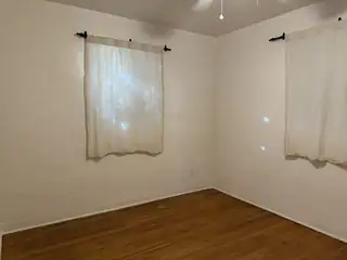 1039 Princeton Drive NE 