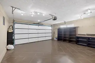 5419 Kachina Street NW Garage