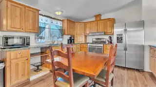 15 Valle Lobo Kitchen