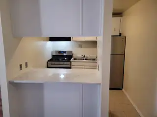 1025 Valencia Drive SE APT 25 Kitchen