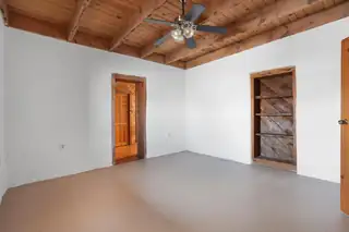 82 Edmundo Road Bedroom