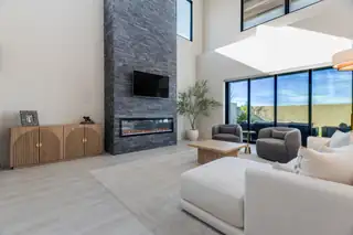 8805 Silver Oak Lane NE Living Room