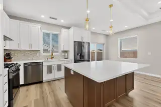 6404 Red Falcon Drive NE Kitchen