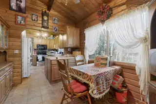 455 Obsidian Road Dining Room