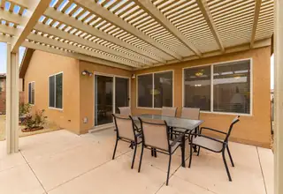 309 Valle Alto Drive NE Patio
