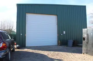 401 Chantelly Lane Exterior Front