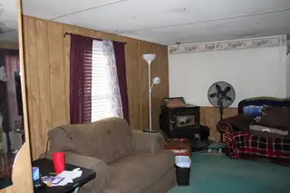 401 Chantelly Lane Living Room