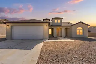 18 Bravo Road, Los Lunas 