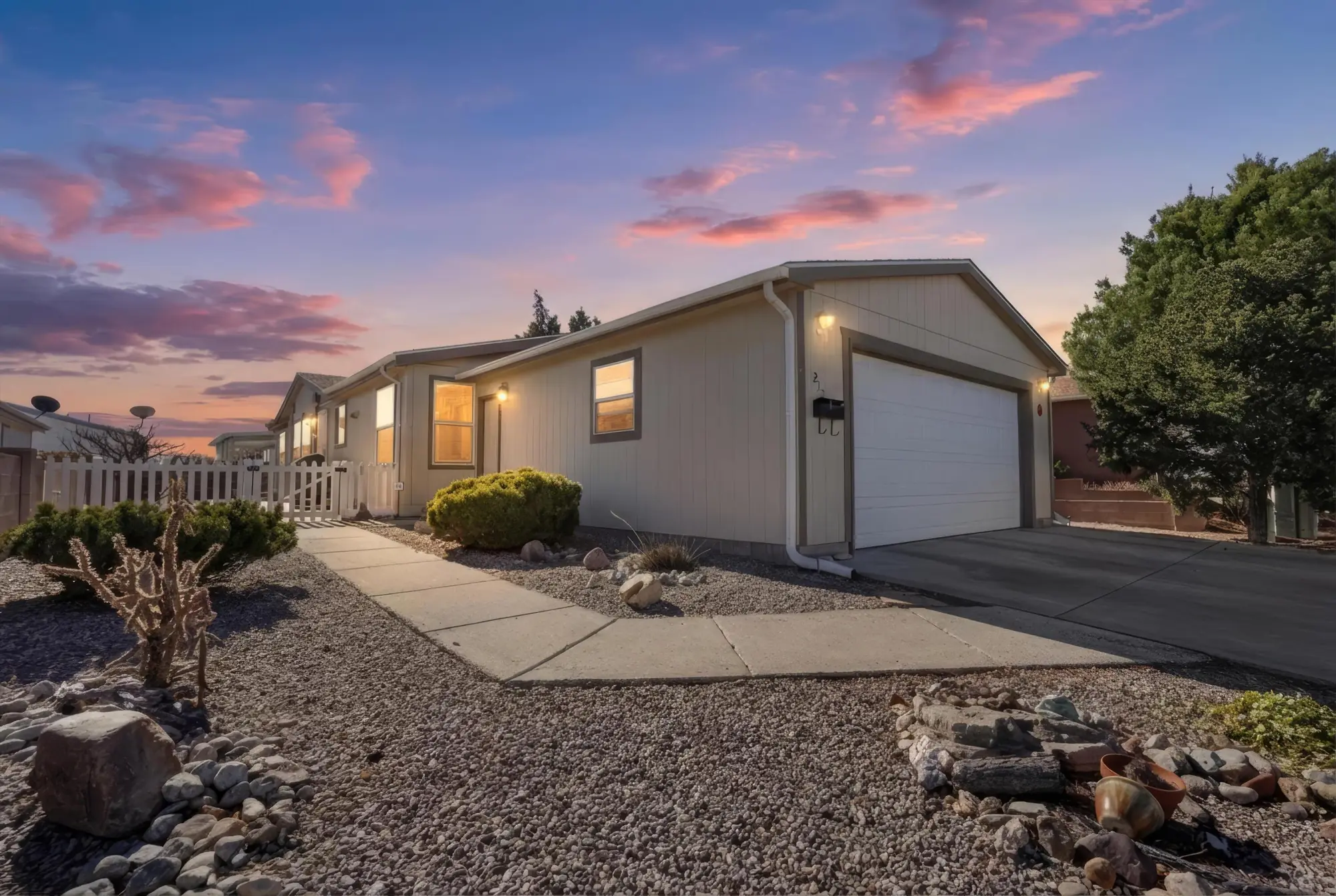 213 Sunrise Bluffs Drive