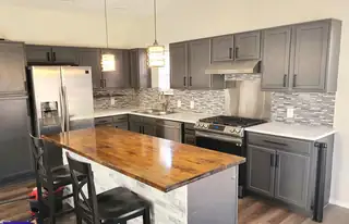 8512 Rancho Del Oro Place NE Exterior Front