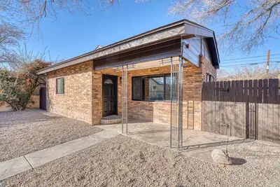 1111 Iron Avenue SW, Albuquerque, NM 87102 Exterior Front