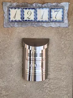 1217 Girard Boulevard NE 