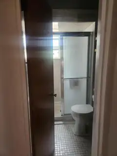 1217 Girard Boulevard NE 