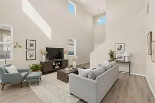 8909 Eagle Hills Drive NW Living Room