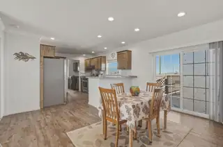 157 Jensen Lane Kitchen