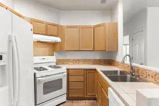 3011 Southern Boulevard SE # B Kitchen